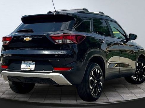 Used 2022 Chevrolet TrailBlazer LT w/ Convenience Package AWD/4WD image 6
