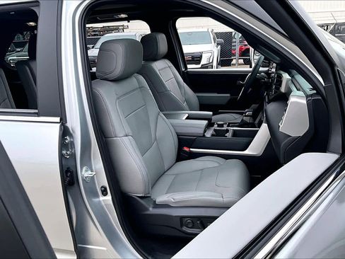 Used 2026 Toyota Sequoia Limited image 9