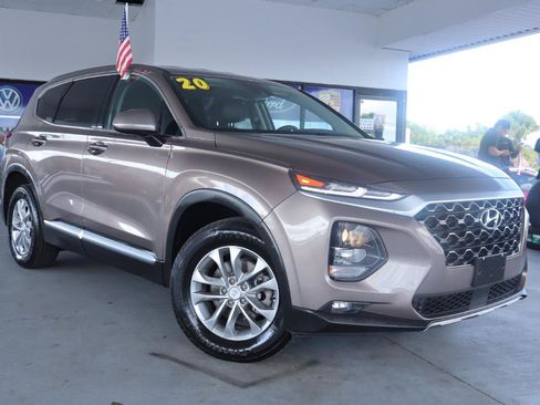 Used 2020 Hyundai Santa Fe SEL FWD image 3