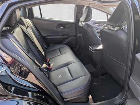 Certified 2025 Toyota Prius XLE FWD image 18
