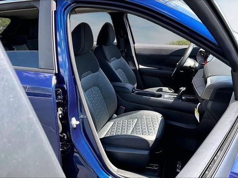 New 2027 Nissan Kicks SV w/ SV Premium Package AWD/4WD image 11
