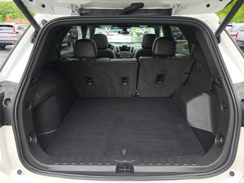Used 2022 Chevrolet Equinox RS w/ RS Leather Package AWD/4WD image 6
