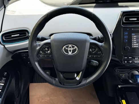 Used 2019 Toyota Prius XLE w/ Advanced Technology Package AWD/4WD image 15