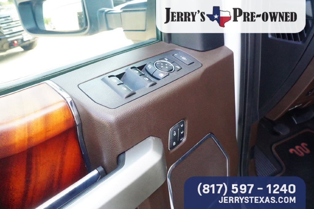 Used 2021 Ford F250 King Ranch w/ King Ranch Ultimate Package AWD/4WD image 17