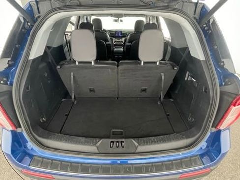 Used 2022 Ford Explorer XLT w/ Equipment Group 202A image 46