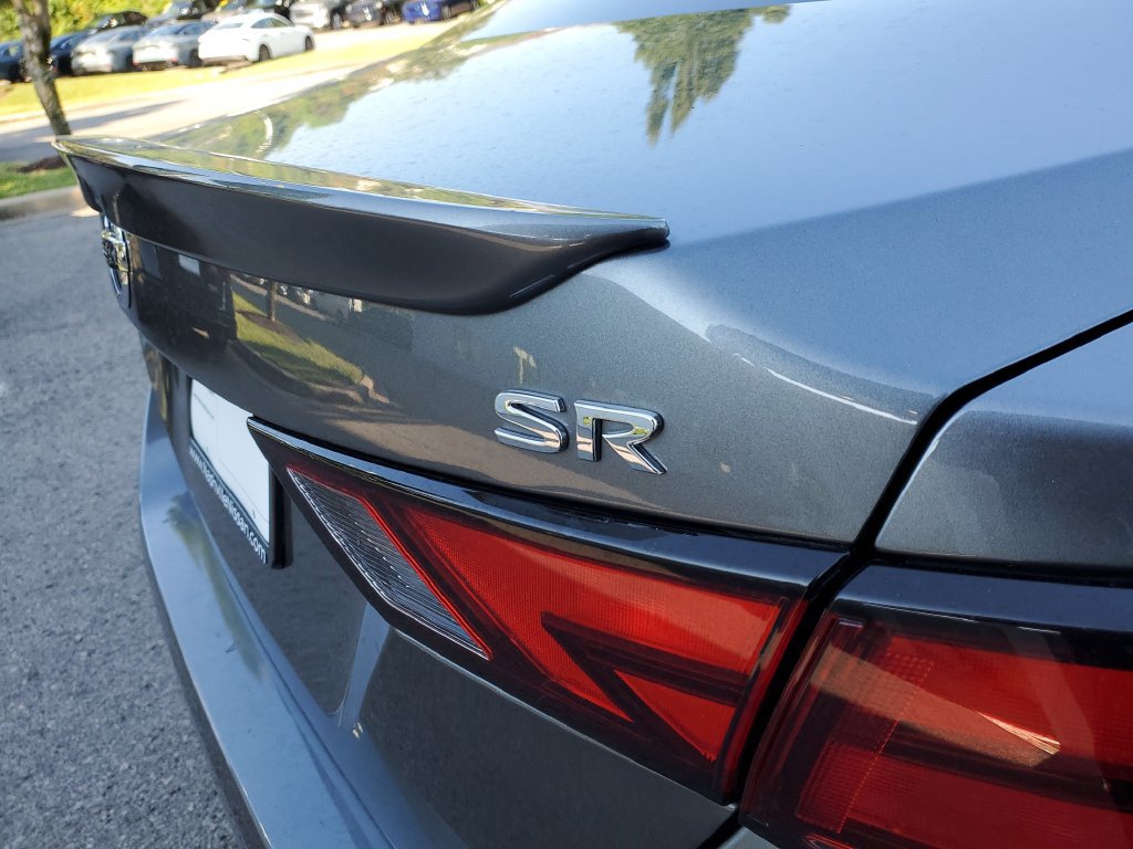 Certified 2023 Nissan Sentra SR w/ Trunk Package FWD image 6