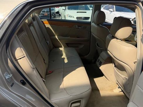 Used 2007 Toyota Avalon Limited FWD image 18