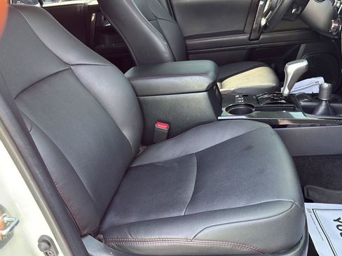Used 2024 Toyota 4Runner TRD Off-Road Premium w/ Off Road Premium Plus Package AWD/4WD image 29