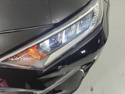 Used 2019 Toyota RAV4 XLE AWD/4WD image 28