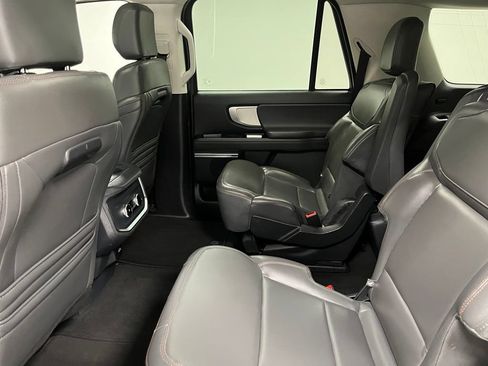 Used 2025 Ford Expedition Max Active AWD/4WD image 47