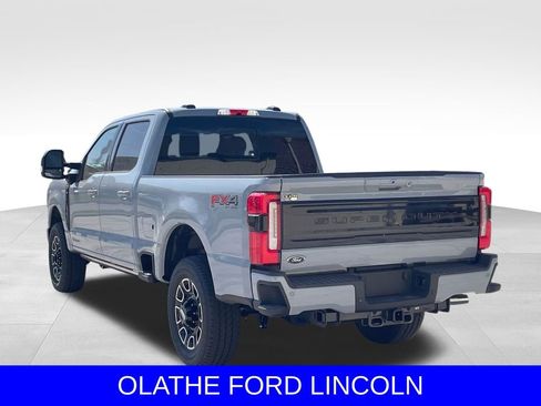 New 2026 Ford F250 Platinum AWD/4WD image 3