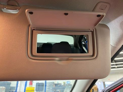 Used 2020 Nissan Versa SV w/ Trunk Package FWD image 39