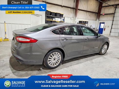 Used 2013 Ford Fusion SE FWD image 4