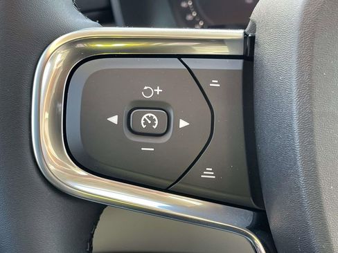 New 2026 Volvo XC40 B5 Plus w/ Protection Package Premier image 10