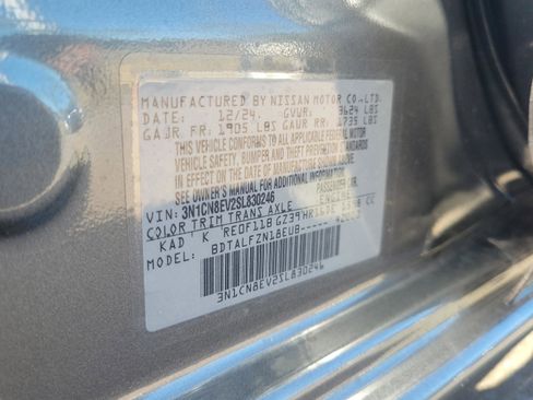 Certified 2025 Nissan Versa SV w/ Trunk Package image 32