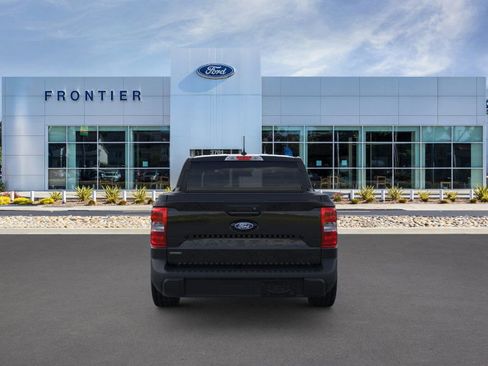 New 2025 Ford Maverick XL image 5