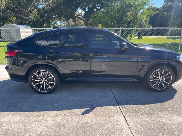 Used 2021 BMW X4 xDrive30i w/ Executive Package AWD/4WD image 5