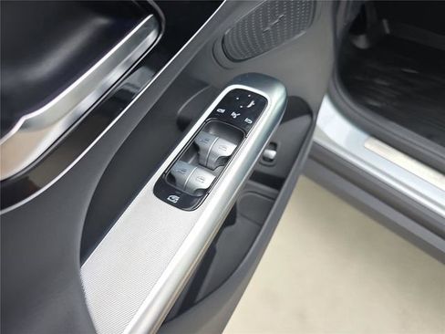 New 2026 Mercedes-Benz GLC 300 4MATIC image 22