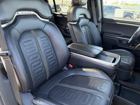 Used 2023 Rivian R1S Adventure AWD/4WD image 9