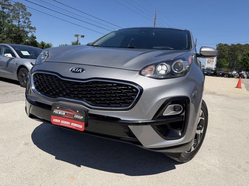 Used 2022 Kia Sportage LX image 14