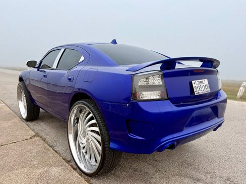 Used 2010 Dodge Charger SXT image 7