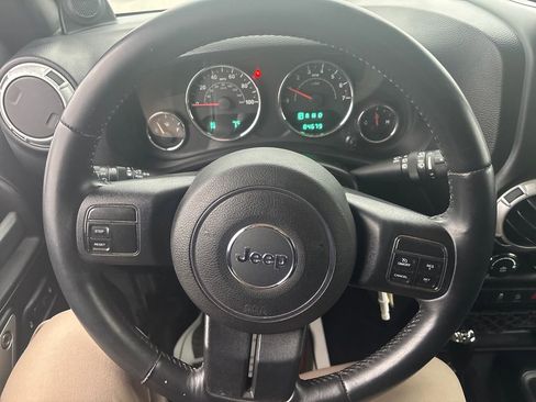 Used 2013 Jeep Wrangler Sahara w/ Trailer Tow Group image 19