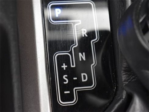 Used 2020 Toyota Tacoma SR5 image 20