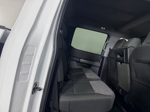 Used 2023 Ford F350 XLT AWD/4WD image 28