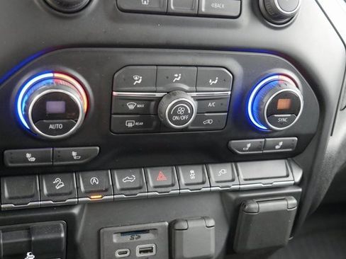 Used 2020 Chevrolet Silverado 1500 LT w/ All-Star Edition image 21