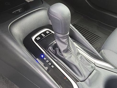 Certified 2025 Toyota Corolla LE w/ LE Premium Package FWD image 23