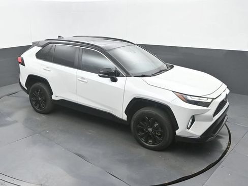 Used 2023 Toyota RAV4 XSE w/ XSE Grade Weather Package AWD/4WD image 13