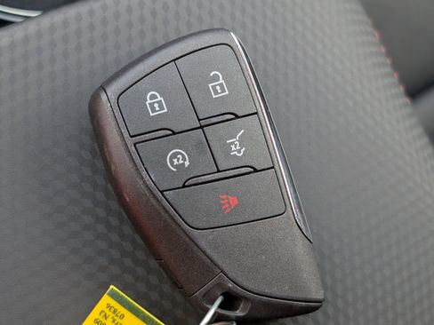 New 2026 Chevrolet Equinox RS w/ Convenience Package III FWD image 31