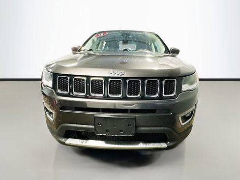 Used 2018 Jeep Compass Limited w/ Navigation Group image 4