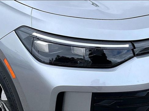 New 2026 Volkswagen Tiguan S image 12