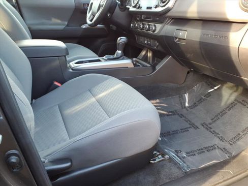 Certified 2023 Toyota Tacoma SR5 image 12