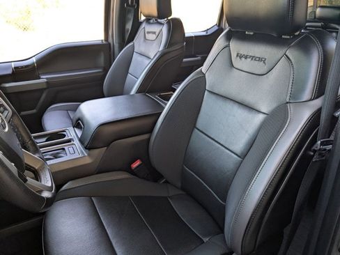 Used 2020 Ford F150 Raptor w/ Equipment Group 802A Luxury image 17