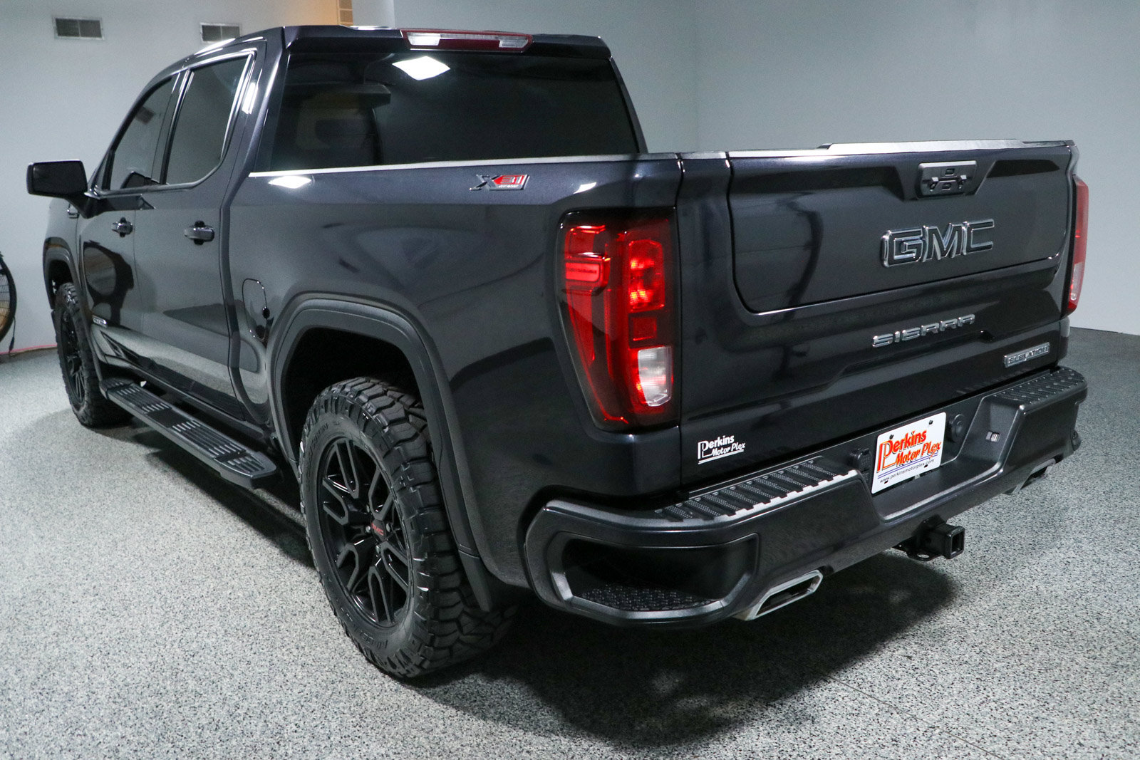 Used 2022 GMC Sierra 1500 Elevation AWD/4WD image 10