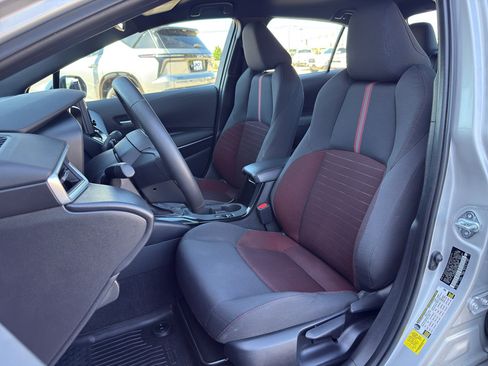 Used 2024 Toyota Corolla SE w/ SE Convenience Package FWD image 10