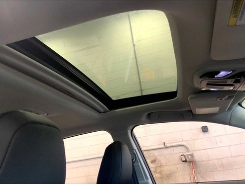 Certified 2025 Subaru Legacy Limited image 13