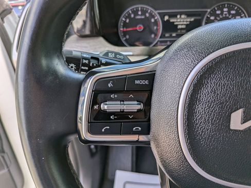 Certified 2023 Kia Sorento X-Line EX AWD/4WD image 34