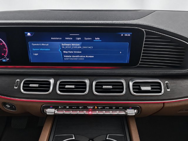 Used 2024 Mercedes-Benz GLS 450 4MATIC image 23