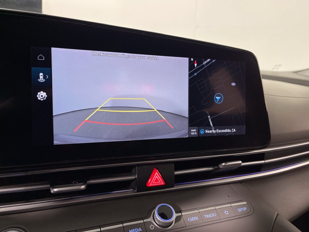 Certified 2024 Hyundai Elantra SEL FWD image 24