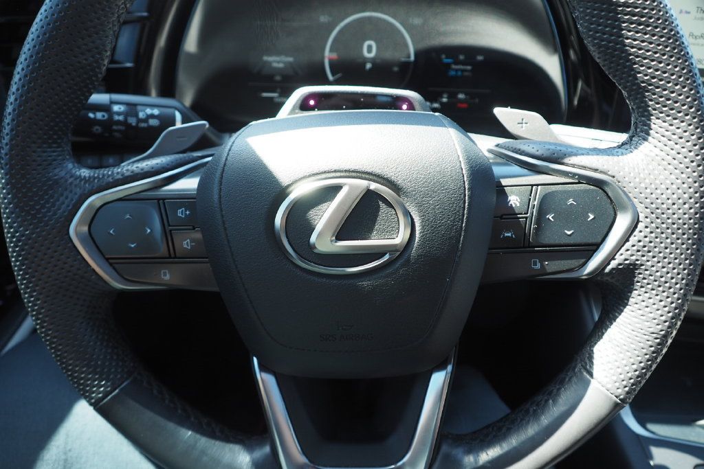 Used 2024 Lexus TX 500h AWD w/ Technology Package image 31
