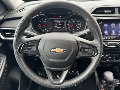 Used 2023 Chevrolet TrailBlazer LT w/ Convenience Package AWD/4WD image 27