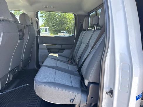 New 2026 Ford F550 4x4 Crew Cab image 28