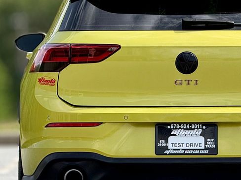 Used 2022 Volkswagen GTI Autobahn FWD image 16