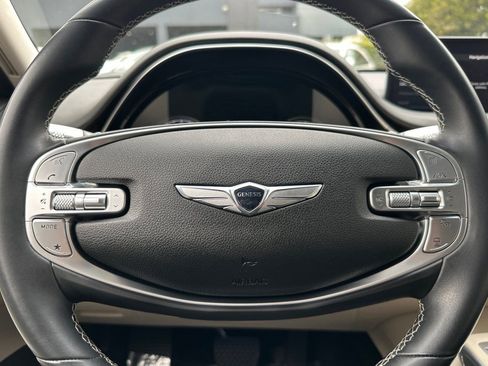 Used 2023 Genesis GV70 2.5T w/ Select Package image 27