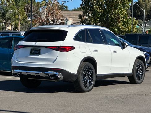 New 2026 Mercedes-Benz GLC 300 image 3