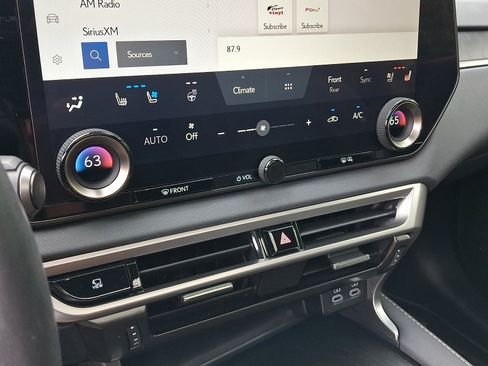 Certified 2024 Lexus RX 350 Premium w/ Convenience Package AWD/4WD image 17
