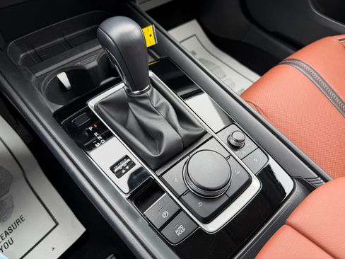 Used 2025 MAZDA CX-50 Meridian Edition w/ Apex Package image 26